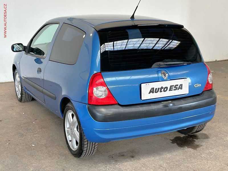 Renault Clio (2003) 1.4i, 1.maj, AC, el. výbava - fotka 6 z 14
