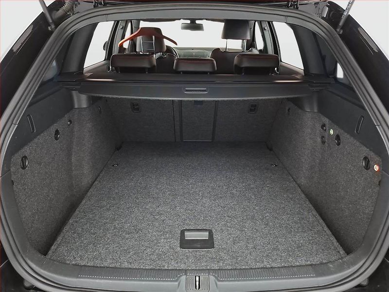 Škoda Octavia (2013) RS 2.0 TDI, Xenony, Tempomat - fotka 13 z 16