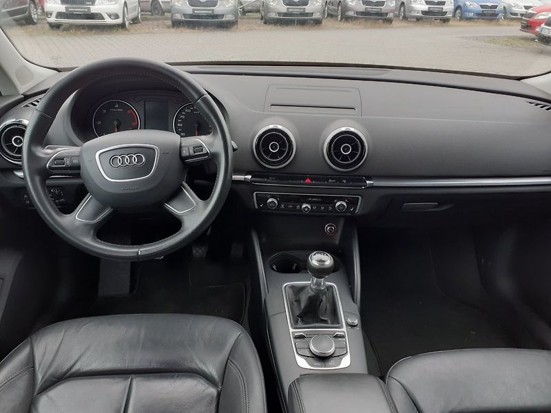 Audi A3 (2013) 1.6 TDi - fotka 7 z 26