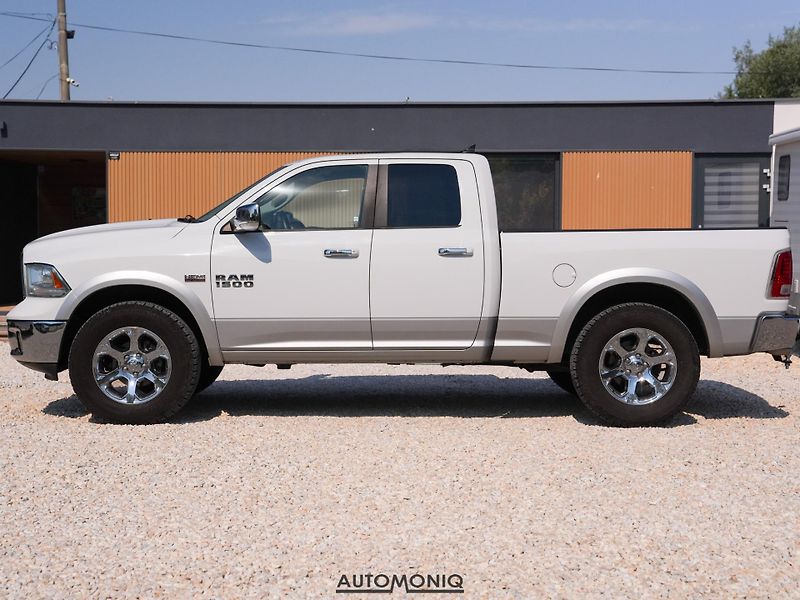 Dodge RAM 1500 (2013) 5.7 Hemi Quadcab LoneStar - fotka 17 z 21