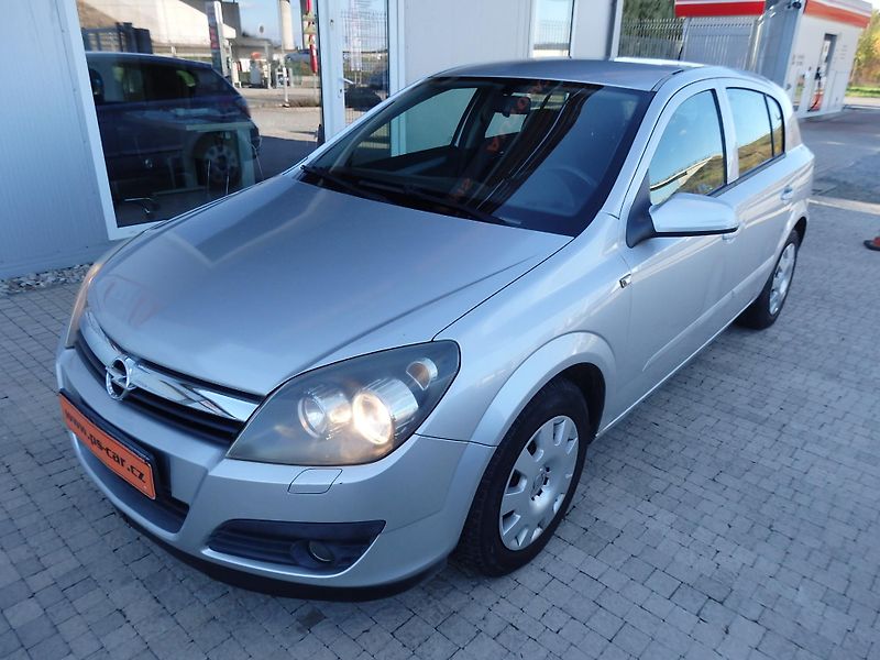 Opel Astra 1.6i 77 kW ZÁLOHOVÁNO - fotka 2 z 13