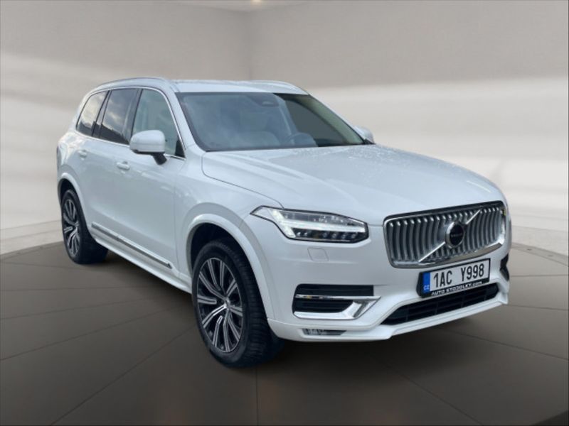 Volvo XC90 2,0 B5 AWD D Plus Bright AT - fotka 1 z 10