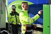 Nová plnicí stanice zkapalněného zemního plynu LNG do nádrží tahačů kamionů s nepřetržitým bezobslužným provozem společnosti GasNet u Klecan na Praze-východ.