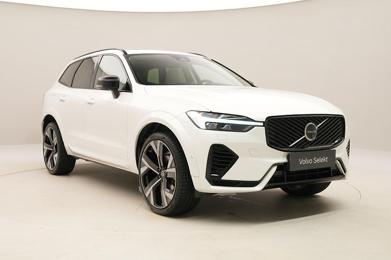 Volvo XC60 T8 AWD RECHARGE REZERVACE - fotka 15 z 66
