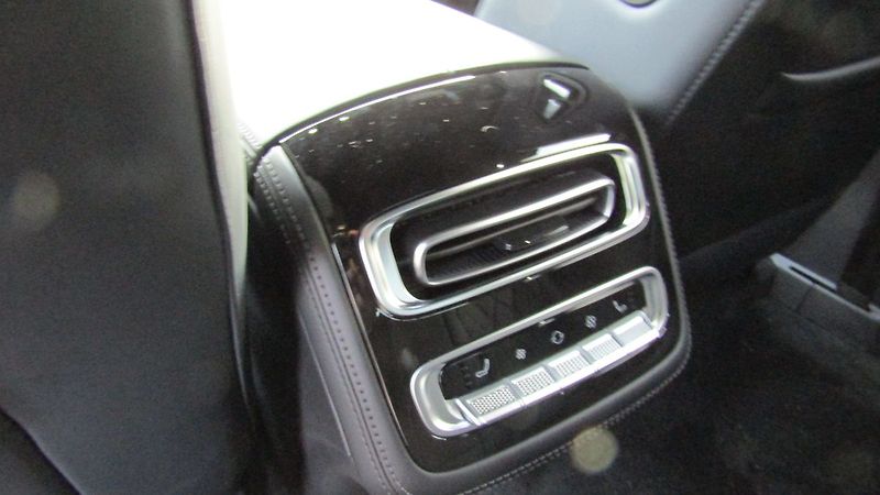 Omoda Ostatní Premium AWD - fotka 6 z 9
