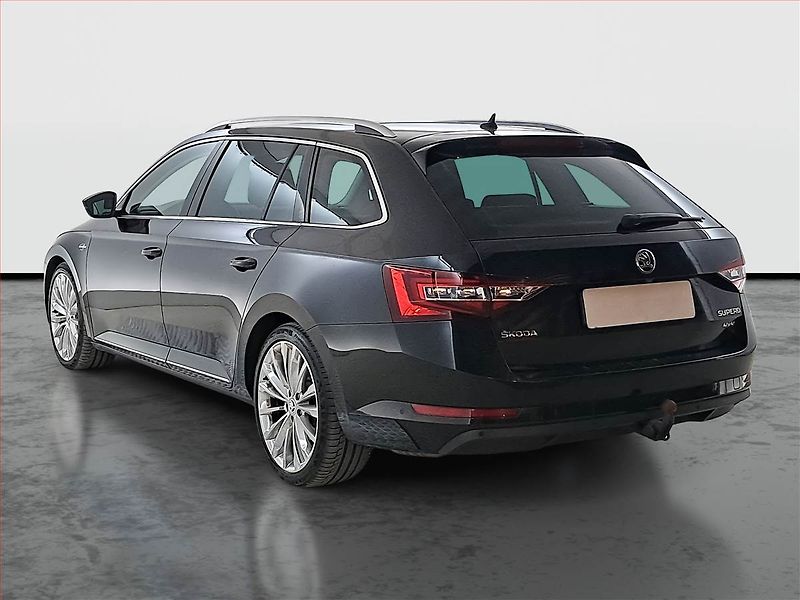 Škoda Superb (2019) 2.0 TDI, 4X4, Automat, Kůže - fotka 4 z 28