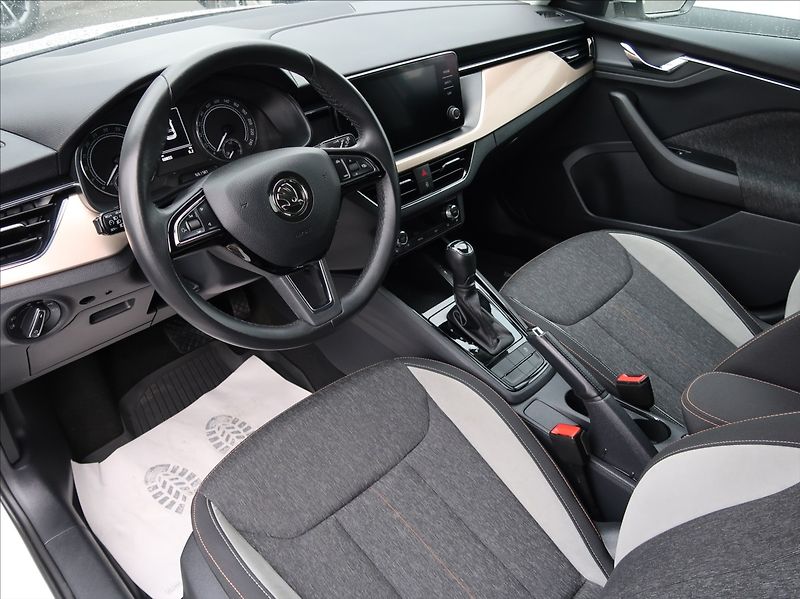 Škoda Scala 1,6 TDi,85kW,Style,1majČR,DPH - fotka 9 z 28