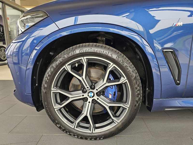 BMW X5 xDrive30d M sportovní paket - fotka 4 z 30