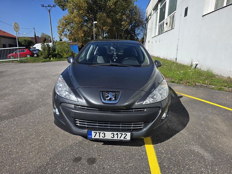Peugeot 308 (2010) 1.6i TAŽNÉ  - fotka 1 z 16