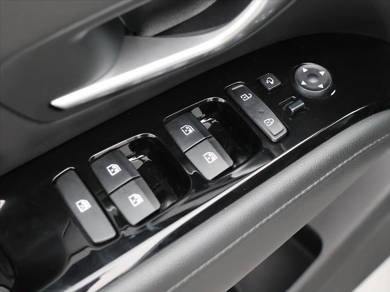 Hyundai Tucson 1,6 T-GDI 110 kW Smart Aut. DP - fotka 14 z 27