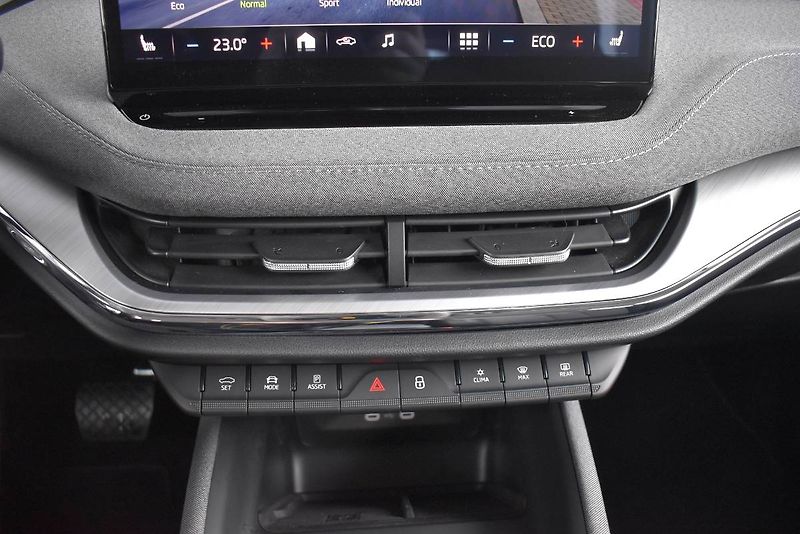Škoda Enyaq (2022) iV 80 150kW, tepelné čerpadlo - fotka 25 z 27