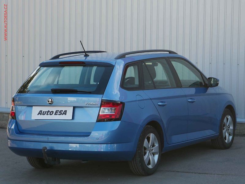 Škoda Fabia (2017) 1.2TSi, 1.maj,ČR, AC, TZ - fotka 4 z 20