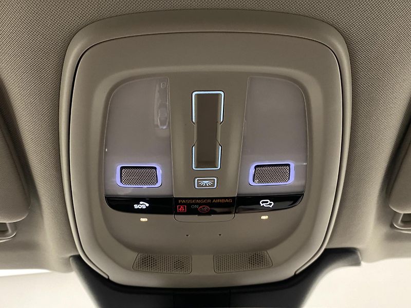Volvo V90 CC B4 AWD ULTIMATE AUT  - fotka 32 z 62