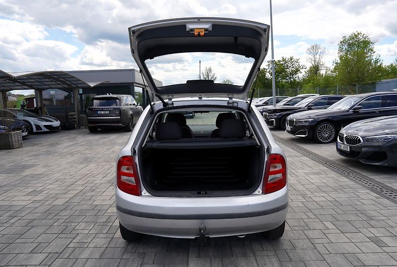 Škoda Fabia 1.0 MPI 50PS/ČR/136.000 km !!! - fotka 10 z 35