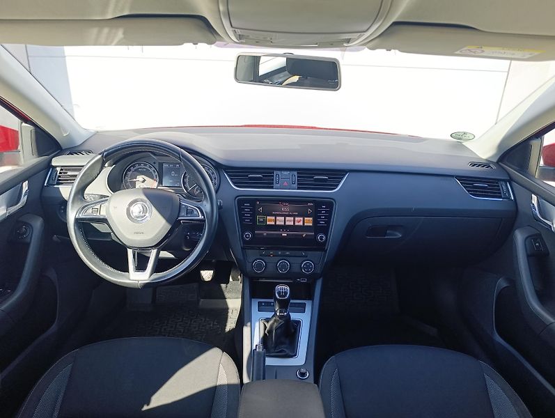 Škoda Octavia 1.6TDI 85kW ČR DPH - fotka 20 z 31