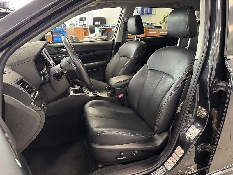 Subaru Legacy kombi 2.0D Sport, 6MT, CZ - fotka 13 z 51