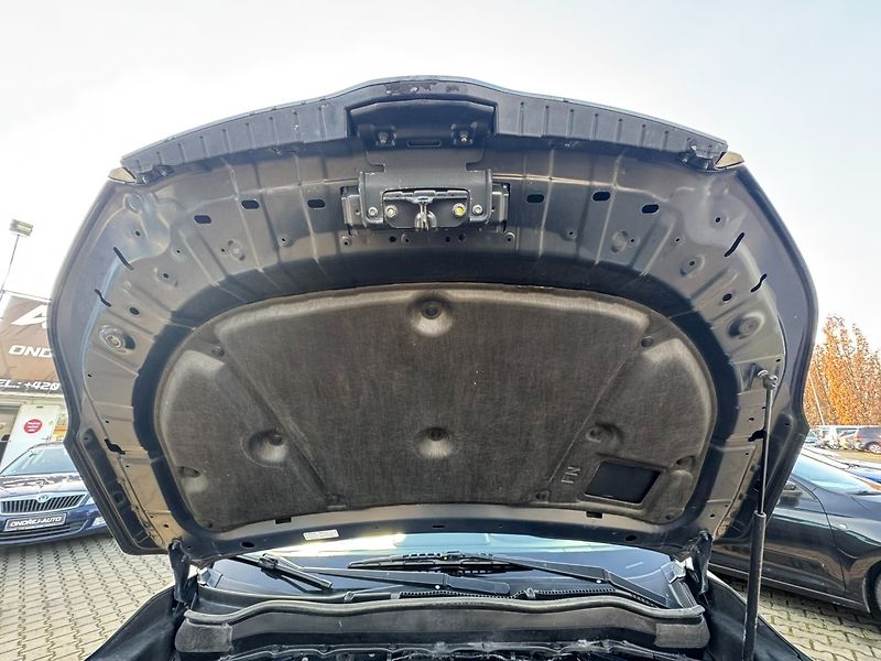Subaru Forester (2014) 4x4 2,0i 110KW STK ITÁLIE - fotka 42 z 44
