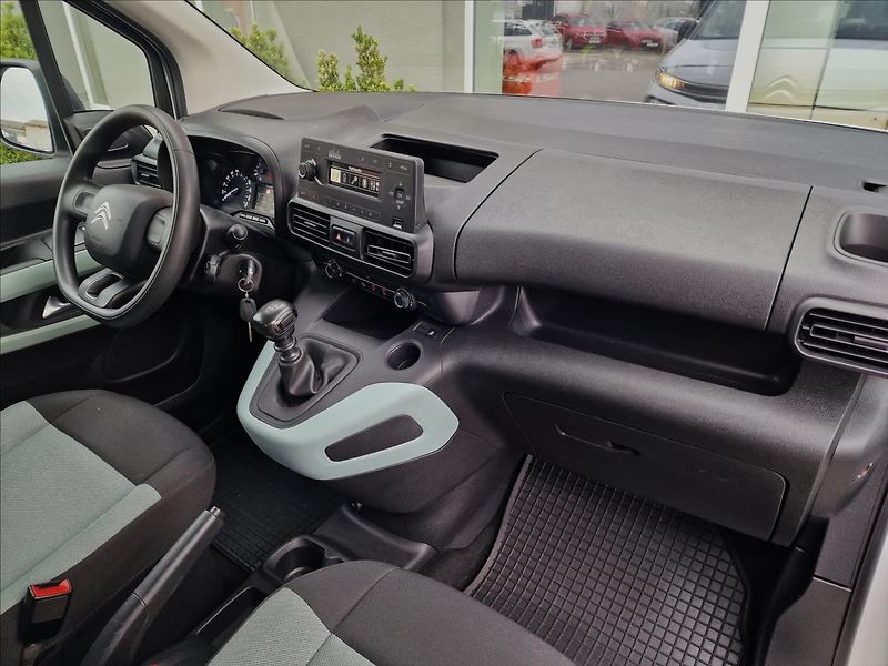 Citroën Berlingo 1.2i 81kW S&S Live Multispace - fotka 13 z 48