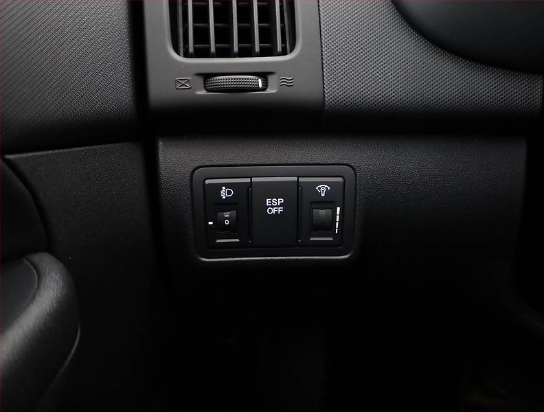 Hyundai i30 (2010) 1.6 CVVT, Automat, nová STK - fotka 15 z 17