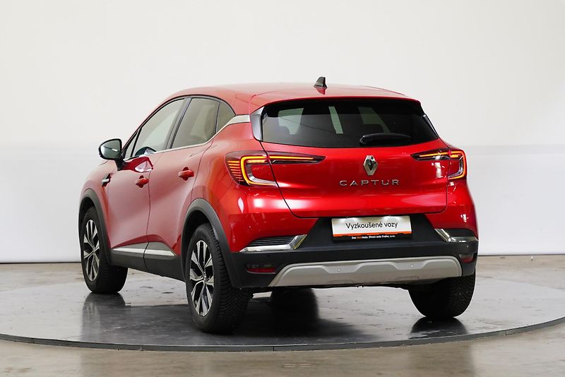 Renault Captur - fotka 7 z 24