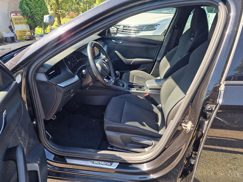 Škoda Octavia 2,0TDI 85KW SPORTLINE KAMERA  - fotka 7 z 22