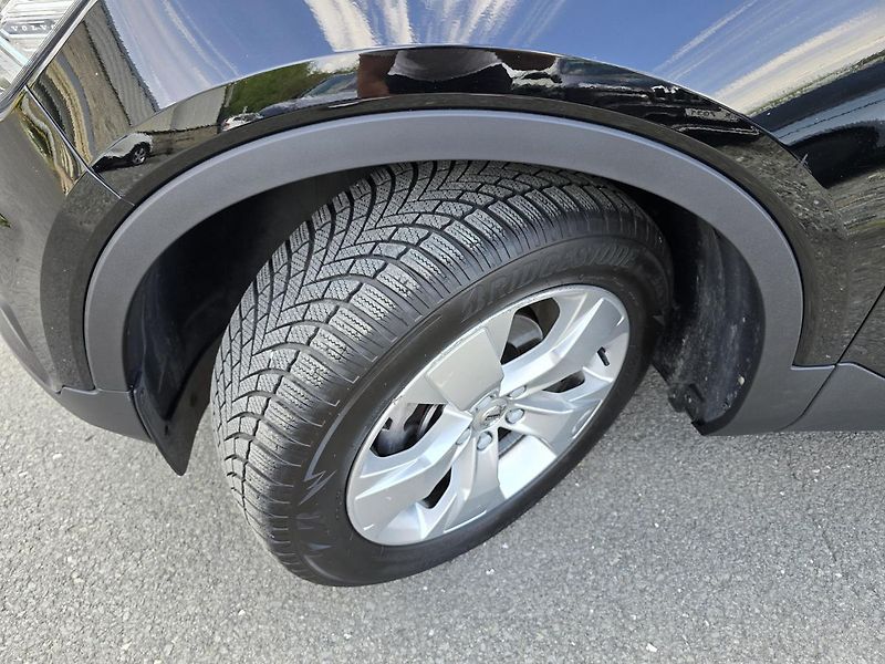 Volvo XC40 - fotka 35 z 36