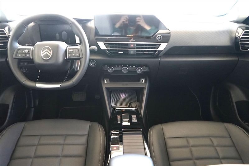 Citroën C3 (2025) 1,2 Hybrid 110k Automatic MAX - fotka 3 z 14