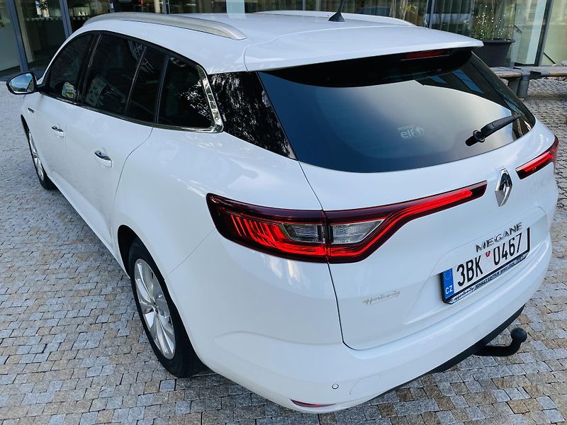 Renault Mégane 1.5dCI MANUÁL TAŽNÉ SERVISKA - fotka 17 z 44