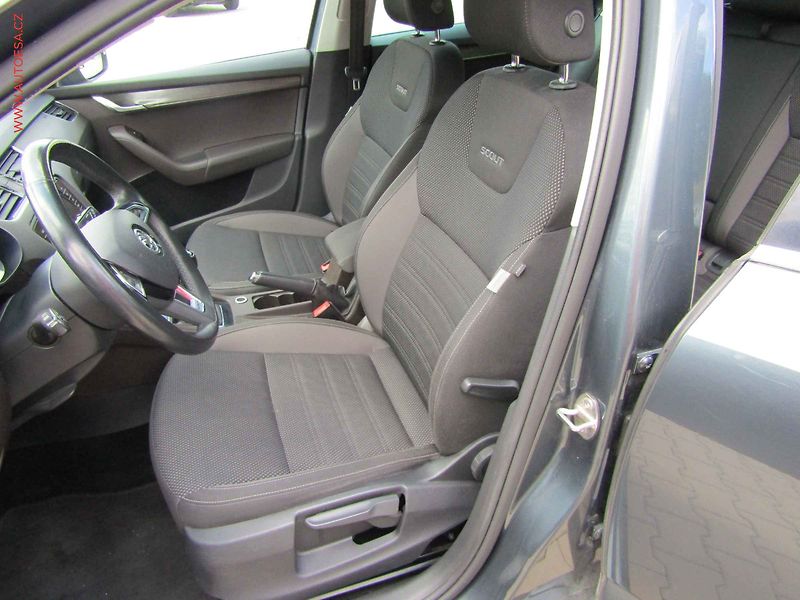 Škoda Octavia (2017) 2.0 TDi 4x4, navi, LED - fotka 9 z 17