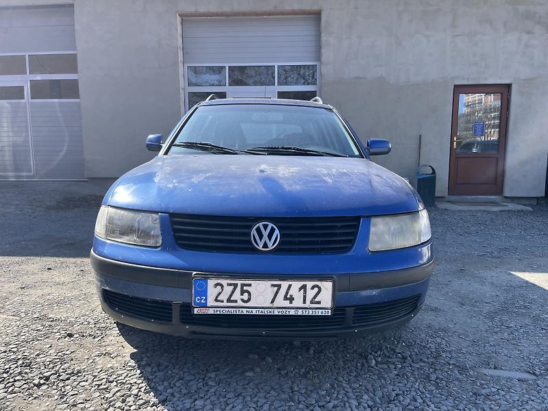 Volkswagen Passat Variant (1999) 1,9 TDi 85 Kw - fotka 2 z 13