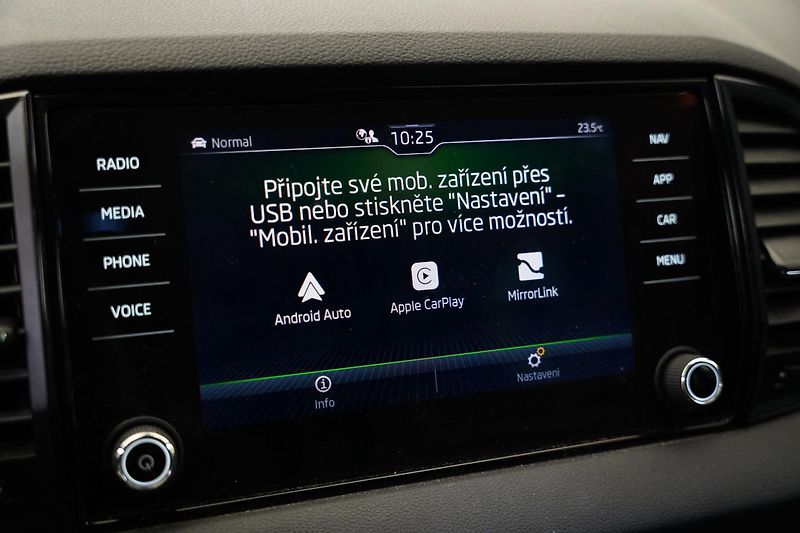 Škoda Karoq - fotka 22 z 28
