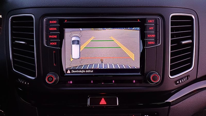Volkswagen Sharan (2019) TDI 130kW 4Motion 7.míst-DPH - fotka 48 z 50