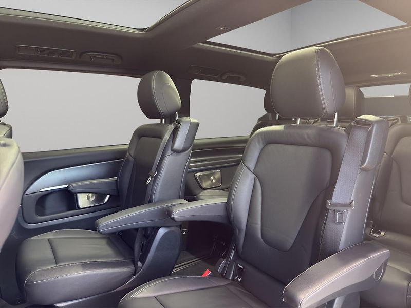 Mercedes-Benz Třídy V (2025) V 300 D 4MATIC L REZERVACE - fotka 19 z 22