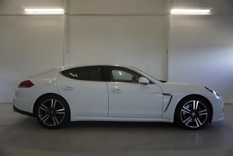 Porsche Panamera  4,8I V8 4WD PD - fotka 4 z 45