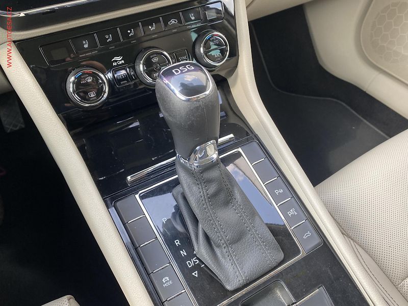 Škoda Superb (2022) 2.0 TDi, ČR, L&K, DSG, LED - fotka 16 z 20