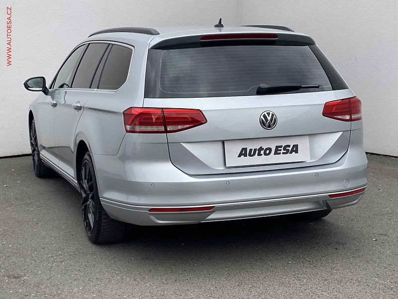 Volkswagen Passat (2017) 1.4 TSi, Comfortline, Webasto - fotka 6 z 17