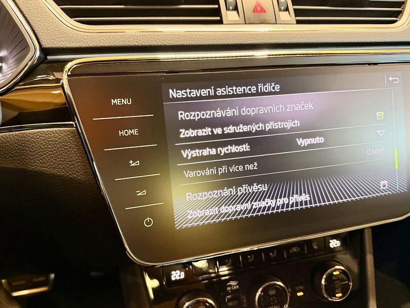 Škoda Superb 2.0 TDi 140 Kw DSG L&K - fotka 14 z 38