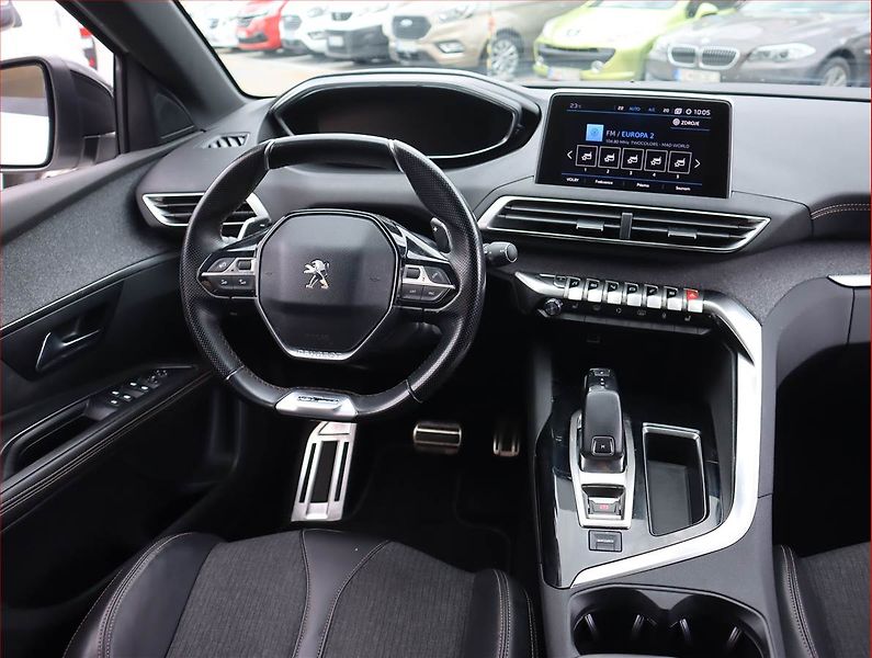 Peugeot 5008 (2018) GT Line 2.0 BlueHDi, Automat - fotka 7 z 23