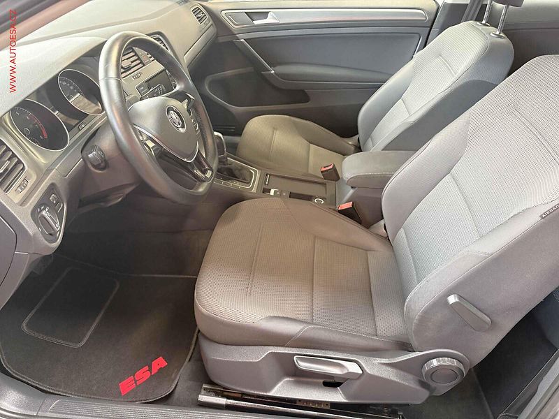 Volkswagen Golf (2013) 1.2 TSi, 2.maj, DSG, autoAC - fotka 9 z 15