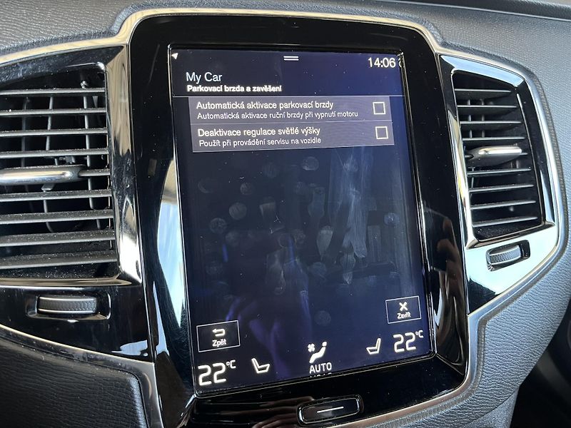 Volvo XC90 D5 AWD VENT // REZERVACE - fotka 48 z 58