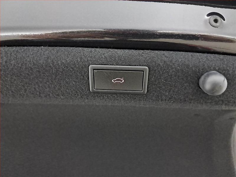 Škoda Superb (2022) Style 2.0 TSI - fotka 19 z 19