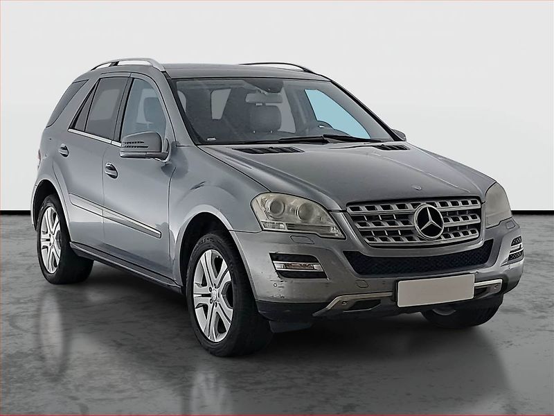 Mercedes-Benz Třídy M (2010) ML 350 CDI, 4X4, Automat - fotka 1 z 19