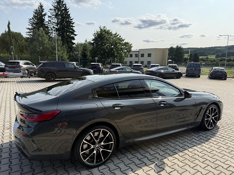 BMW Řada 8 (2021) 840 XD M-PAKET LASER HUD K360! - fotka 12 z 49