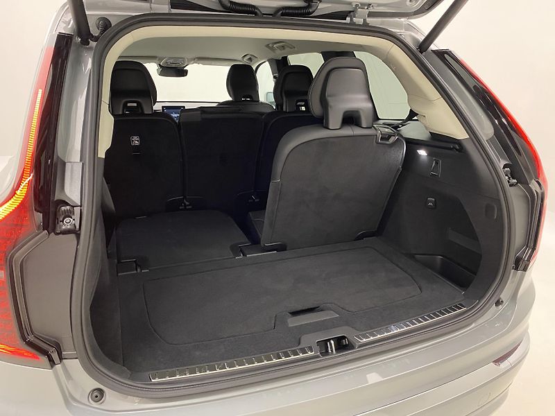 Volvo XC90 (2026) B5 AWD AUT BRIGHT PLUS 7míst - fotka 22 z 67