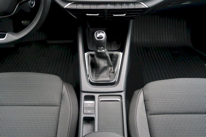 Škoda Octavia (2024) Combi Selection 1,5 TSi/85 kW - fotka 18 z 30