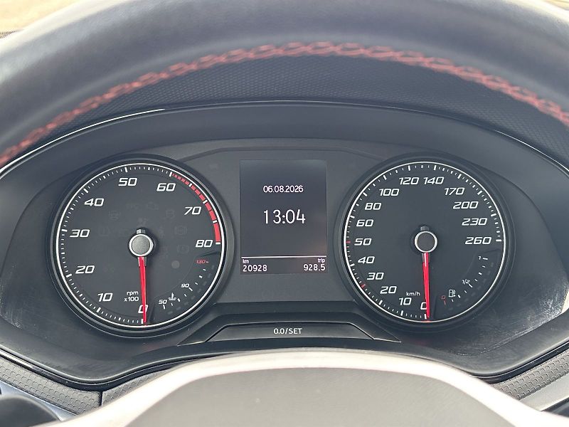 Seat Arona (2022) 1.5 TSI DSG FR - fotka 6 z 29