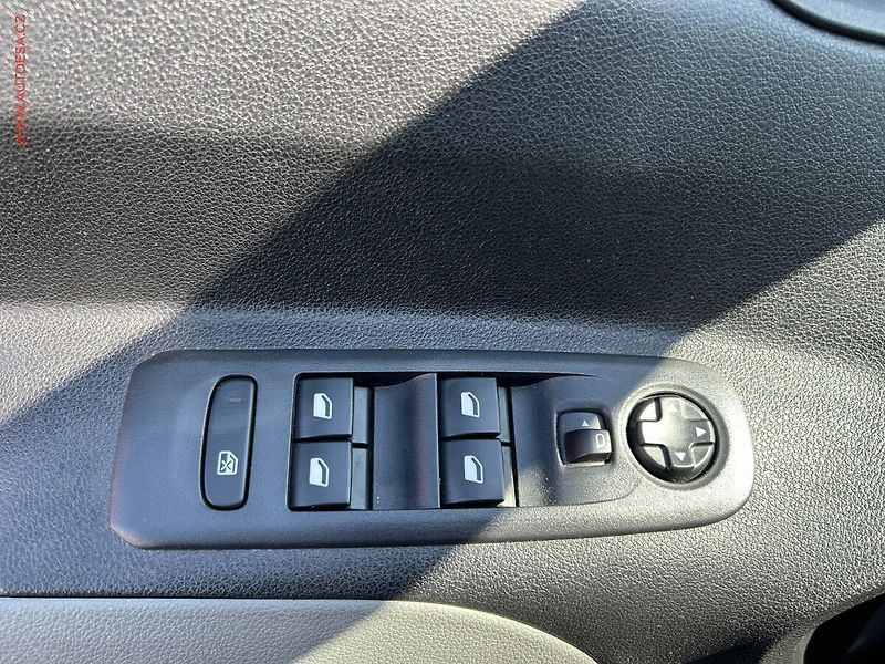 Peugeot Rifter (2019) 1.5HDI, ČR, servis.kniha, AC - fotka 11 z 16