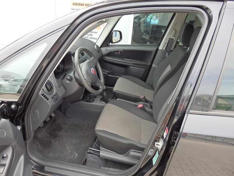 Fiat Sedici 1.6 16V 4x4, ABS - fotka 6 z 19