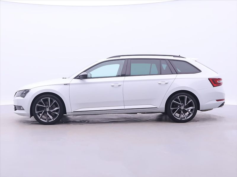 Škoda Superb 2,0 TSI 206kW 4x4 DSG Sportlin - fotka 4 z 26