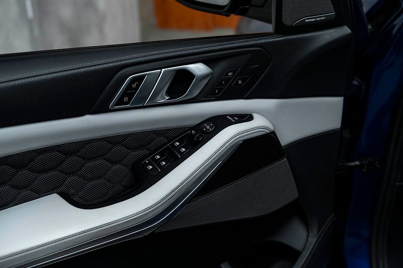 BMW X5 Competition - fotka 12 z 20